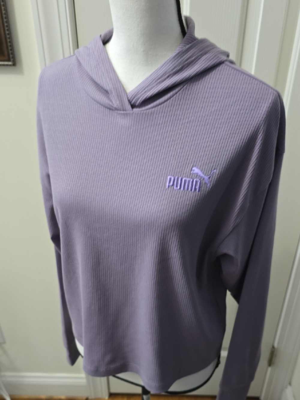 PUMA BRAND SIGNATURE WOMEN'S PURPLE RIBBED PULLOVER HOODED SHIRT SIZE XS